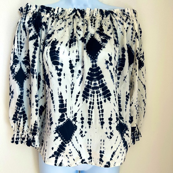 Essentiel Antwerp Tops - 💙 Essentiel Antwerp Silk Navy Tie Dye Off Shoulder Top - Size